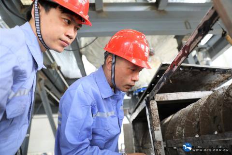 必威 必威betway国家电投上海成套院“秸能一号”生物质绿能颗粒撬装移动线完成试运行(图3)